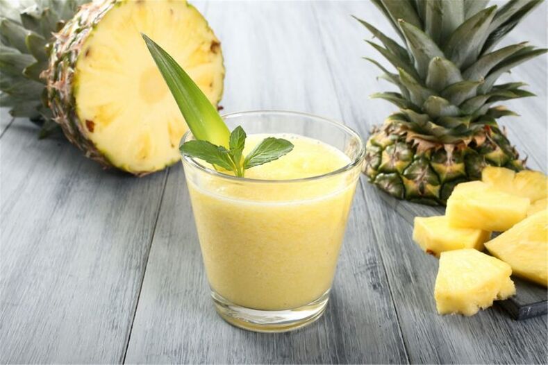 Pineapple weight loss smoothie