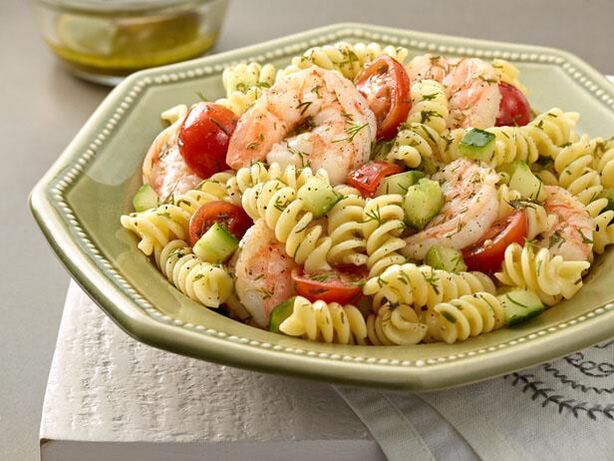 If you want to lose weight in a week, prepare pasta and shrimp salad. 