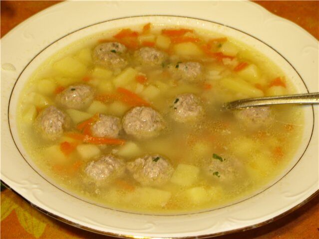 Vegetable Meatball Soup – a light dish for your weekly diet menu